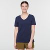 Paseo Travel T-Shirt - Women's, Maritime, Model Aya