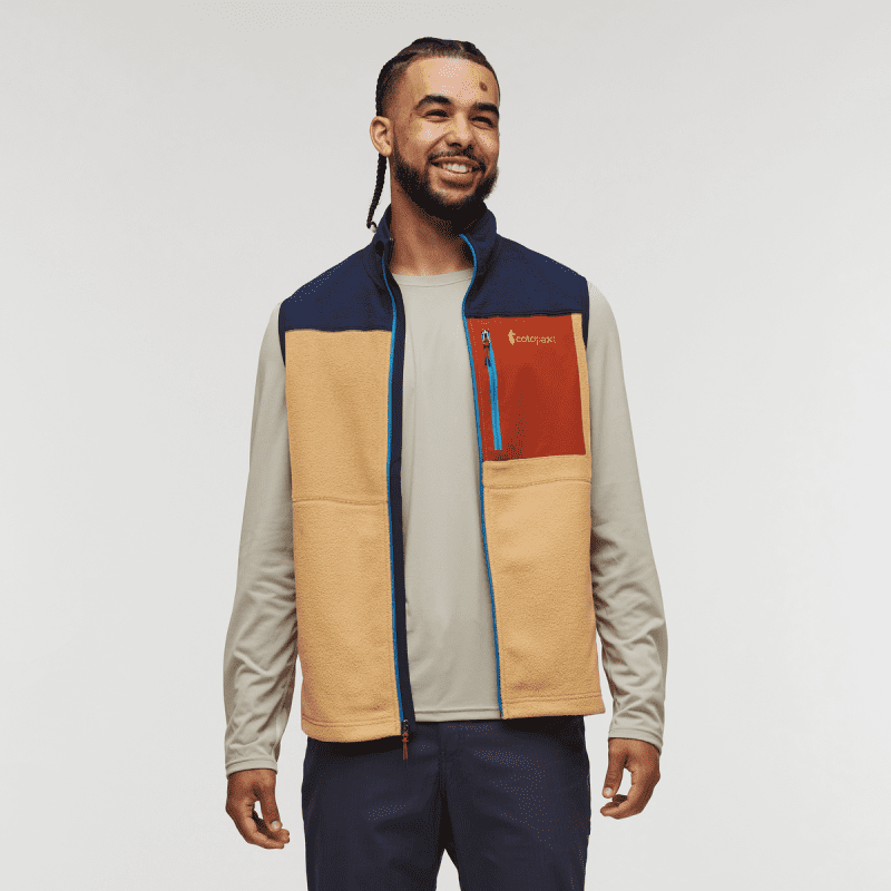 Abrazo Fleece Vest - Men's, Maritime/Birch, Model Alex