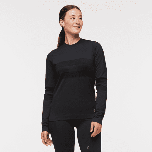 Debajo Seamless Baselayer Crew - Women's, Cotopaxi Black, Model Aya