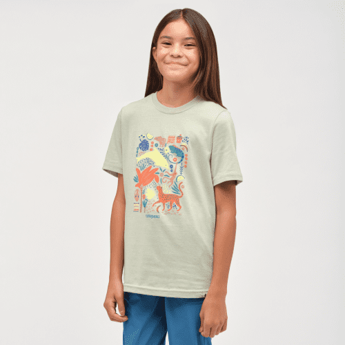 Ecuador Vibes T-Shirt - Kids', Green Tea, Model Scarlett